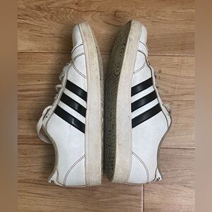 Adidas Women’s 5 1/2 White Grand Court Sneakers Shoes